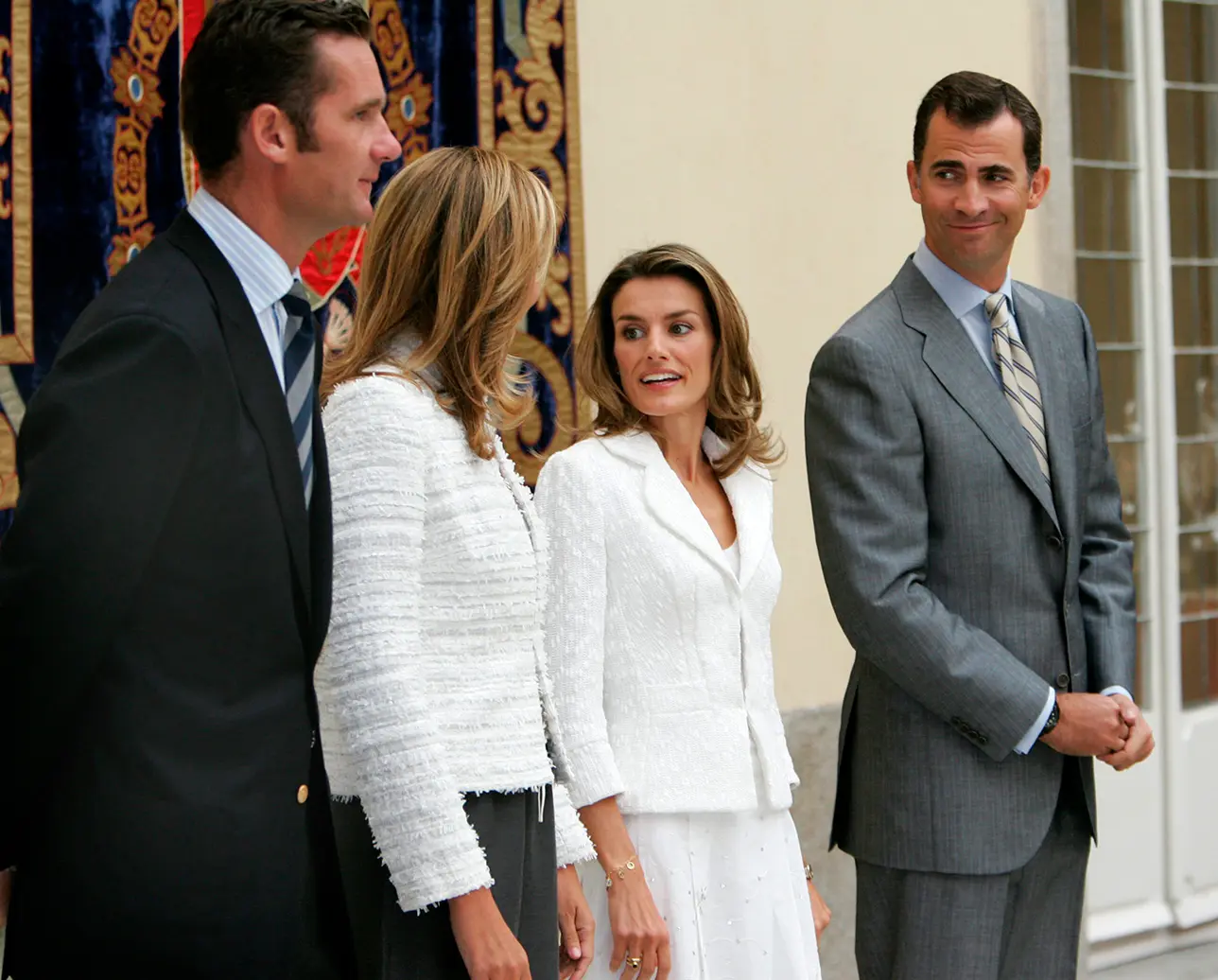 Felipe y Letizia en una foto de hace años junto a la infanta Cristina y a Iñaki Urdangarín.