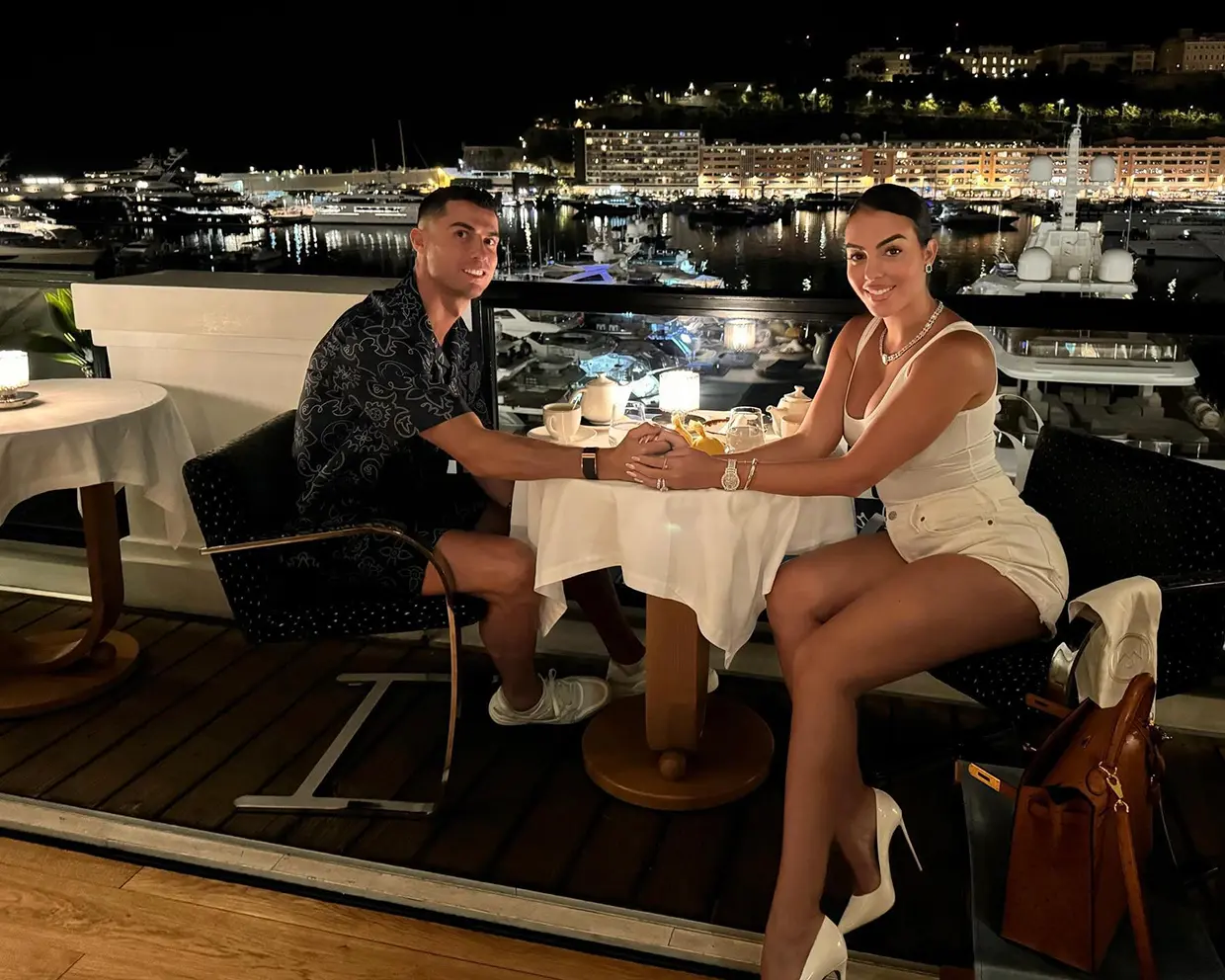 Cristiano y Georgina cenando juntos.