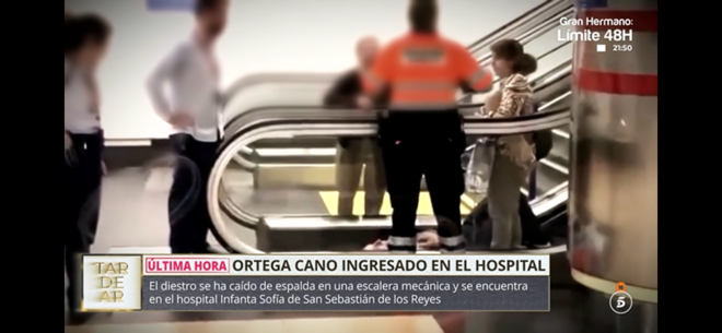 captura de TardeAR de la caída de José Ortega Cano en el metro de Madrid.