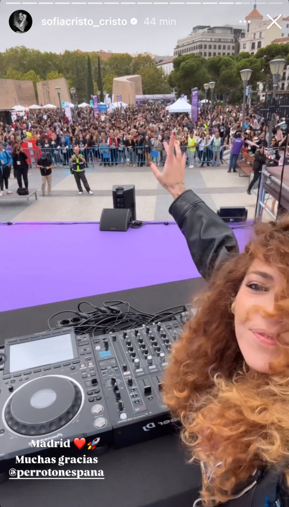 La DJ ha realizado una sesión en el evento.