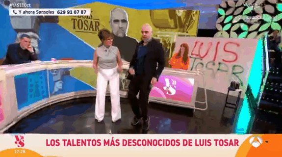 Luis Tosar y Sonsoles Nega bailando breakdance en el programa.