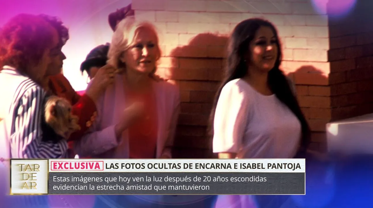 Isabel Pantoja y Encarna Sánchez, en la comunión de Kiko Rivera.