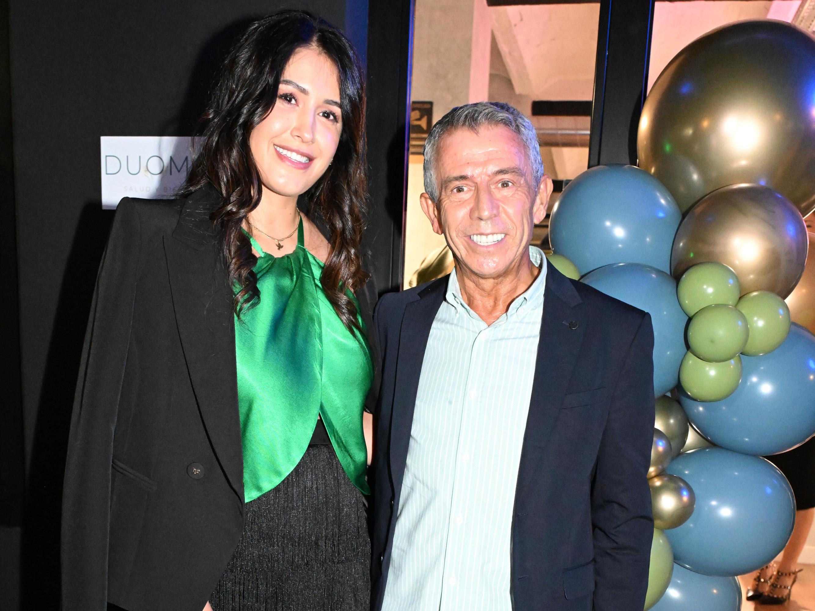 Gabriela Guillén con su amigo, José Luis López 'el turronero', durante la inauguración de su nuevo centro de salud y bienestar "Duomar" en el centro de la capital, a 14 de octubre de 2024, en Madrid (España)

José Oliva / Europa Press
ESTÉTICA;BELLEZA;GENTE
14/10/2024