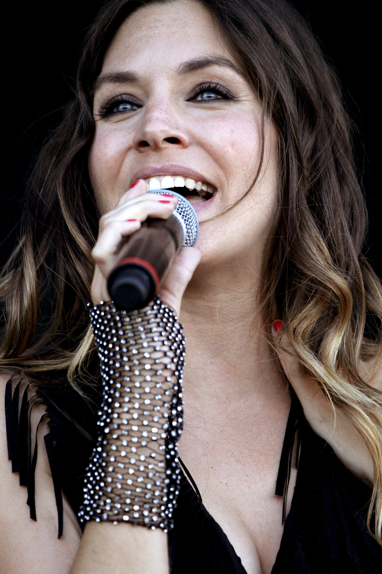 La cantante de "La Oreja de Van Gogh", Leire Martínez durante la actuación del grupo en el Escenario Mundo del Rock in Río Madrid. EFE/Víctor Lerena