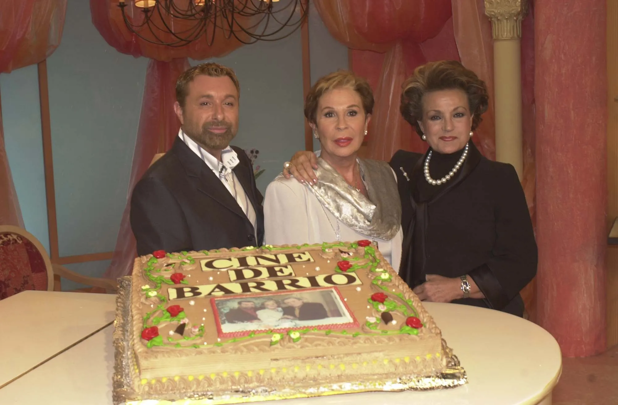 Parada con Lina Morgan y Carmen Sevilla en un aniversario de 'Cine de barrio'.