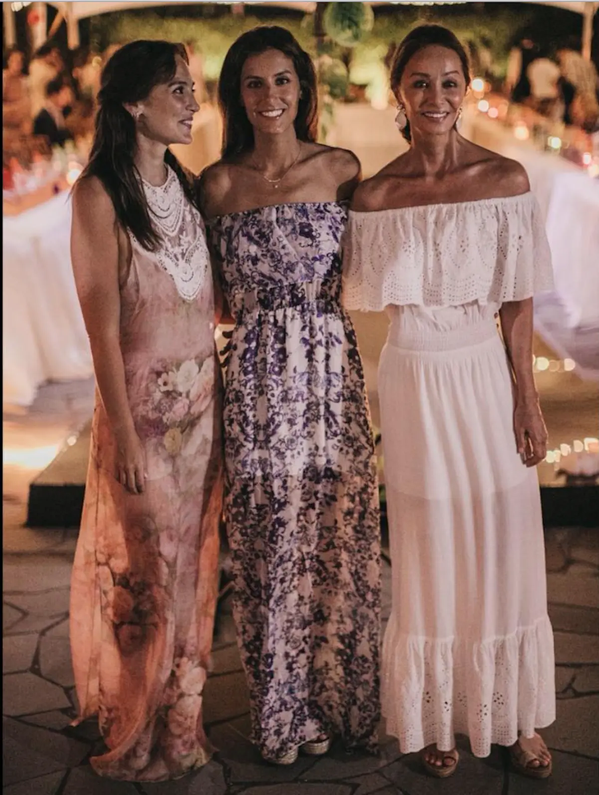 Isabel Preysler con sus hijas Tamara y Ana