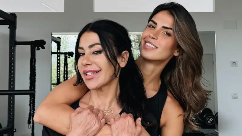 Maite Galdeano y Sofía Suescun