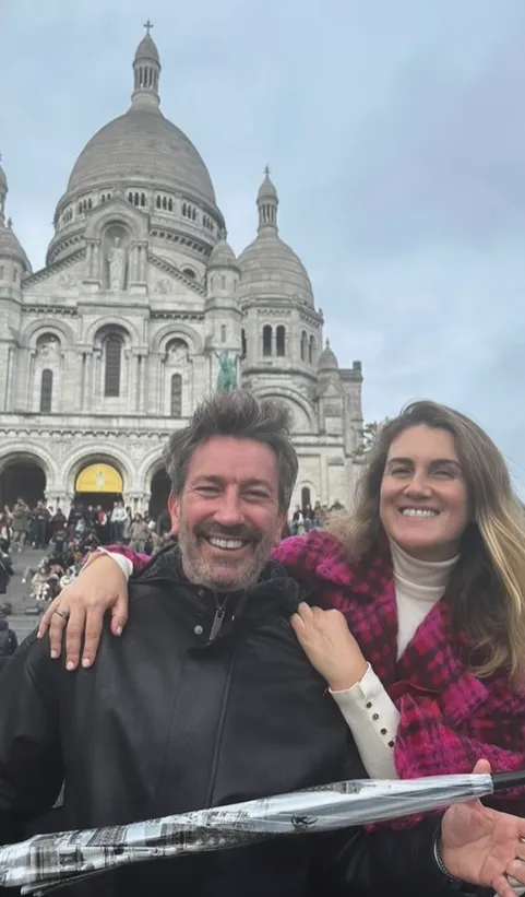 Carlota Corredera y David Valldeperas en París