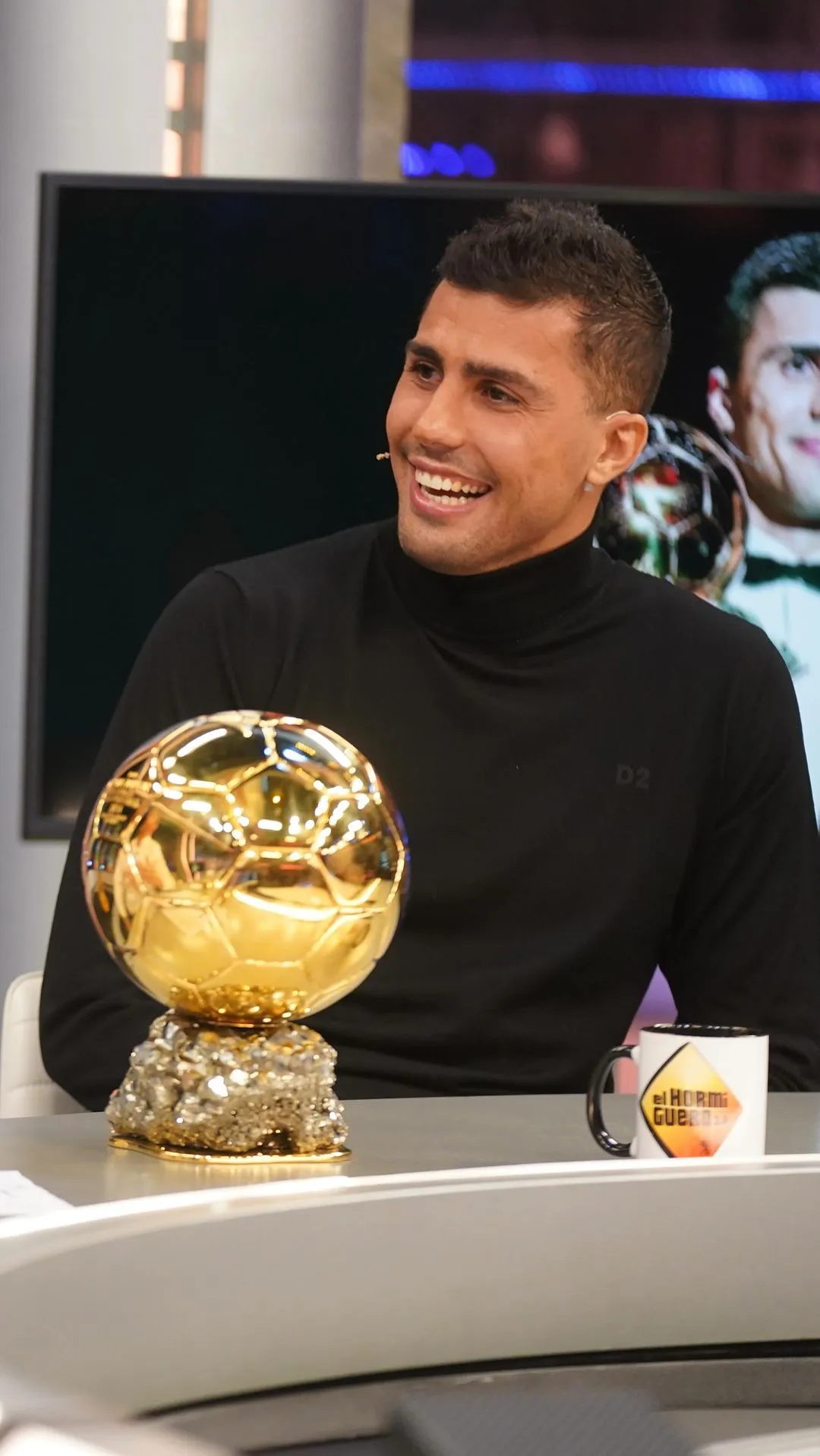 Rodri Hernández en El Hormiguero tras ganar el Balón de Oro