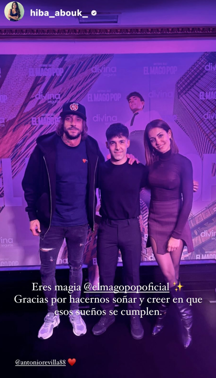 Antonio Revilla e Hiba Abouk junto al Mago Pop tras su espectáculo.