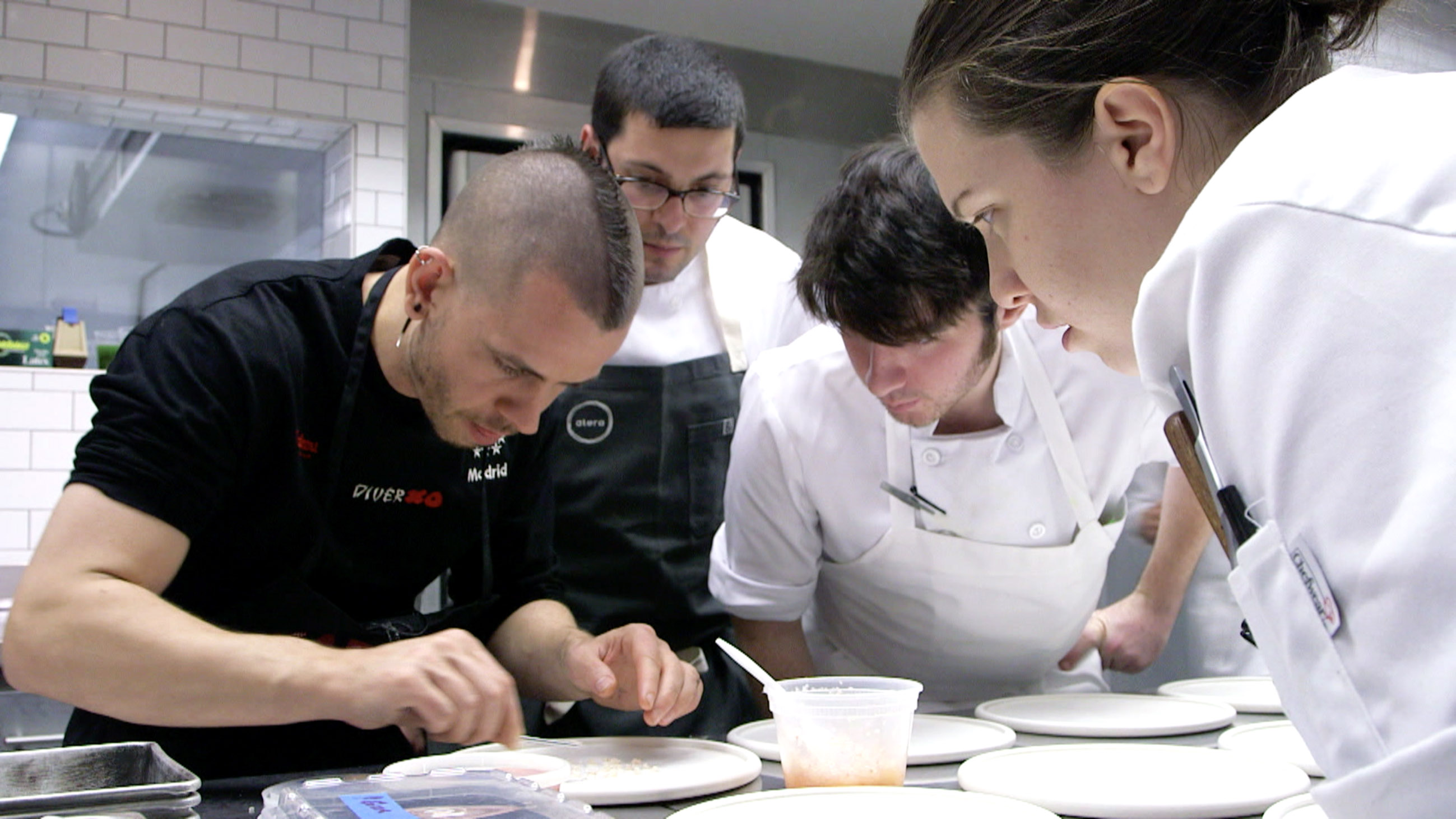 Dabiz Muñoz: Los trabajadores de su restaurante explican como es en realidad