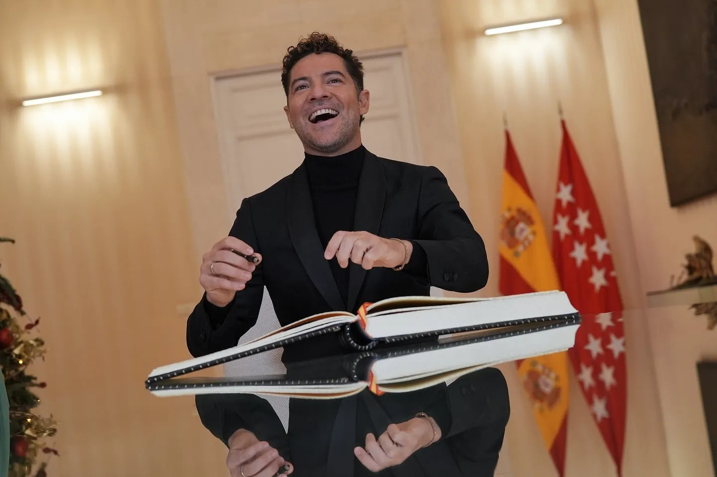 David Bisbal da un concierto navideño en la Puerta del Sol. Foto: Comunidad de Madrid.