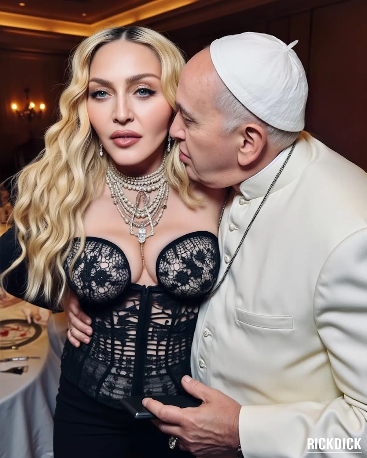 Madonna y Papa Francisco