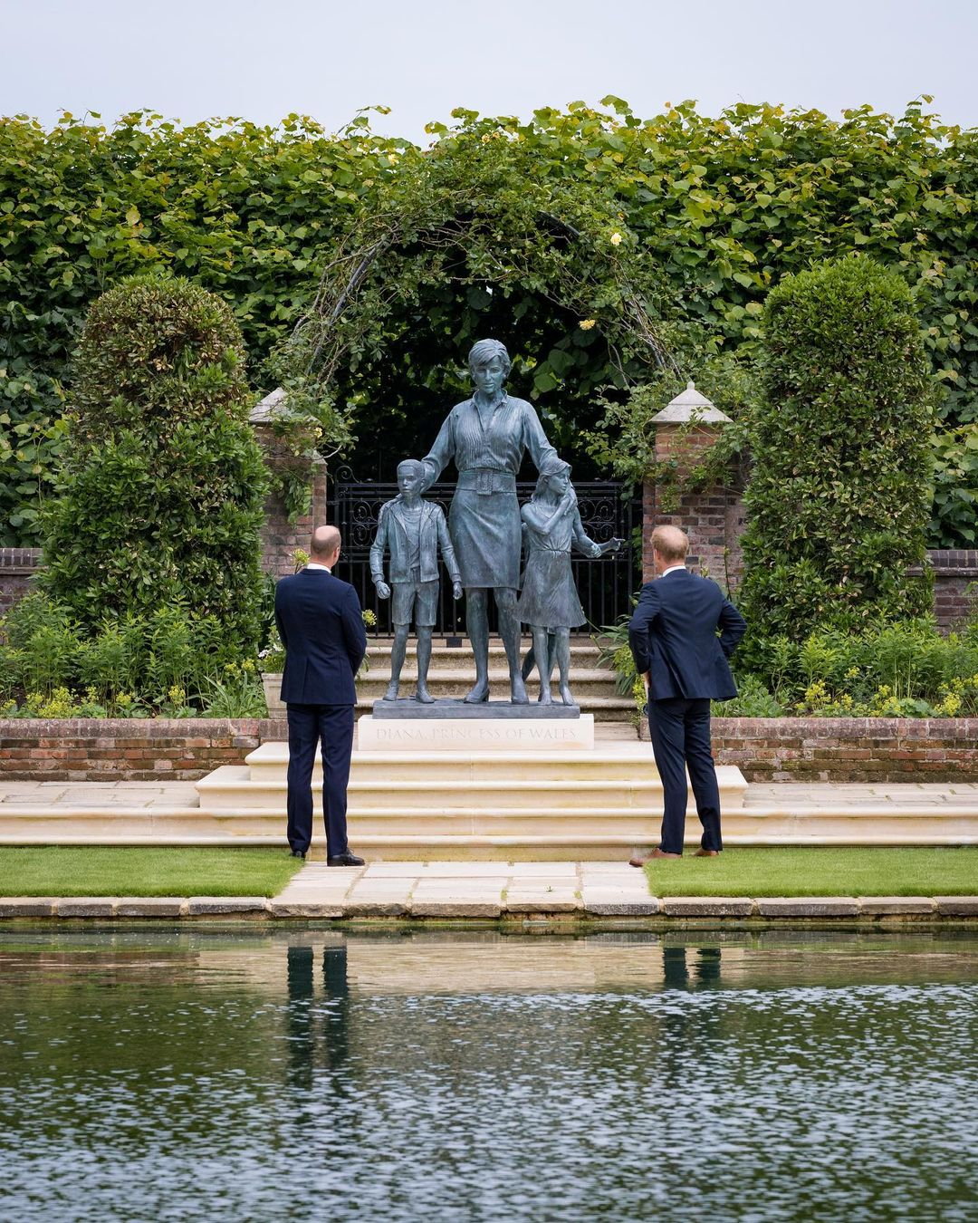 Así es por dentro el Palacio de Kensington, el hogar de la familia real británica