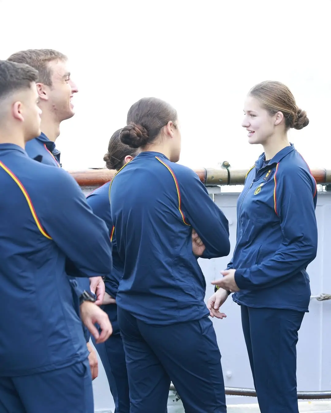 Leonor en barco Elcano