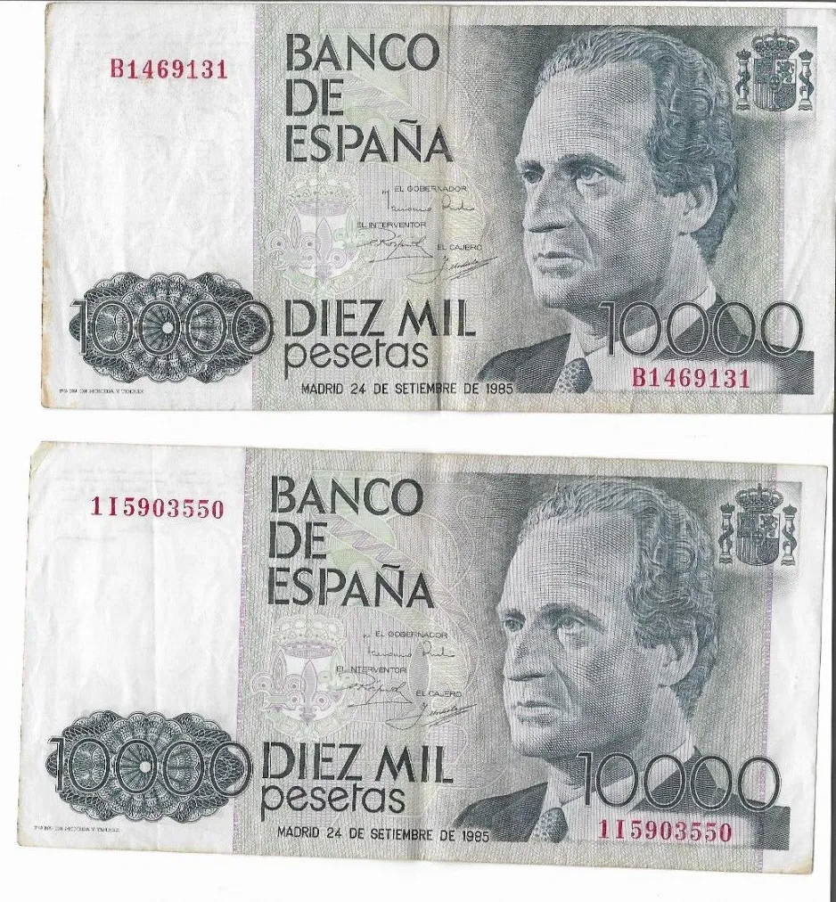 Dos billetes de 10.000 pesetas, a la venta en Ebay.
Foto: Ebay.