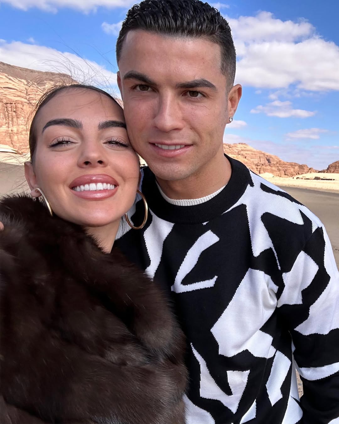 Cristiano Ronaldo cumple 40 años: sus mejores fotos con Georgina y sus hijos en su nueva vida de lujo en Dubai