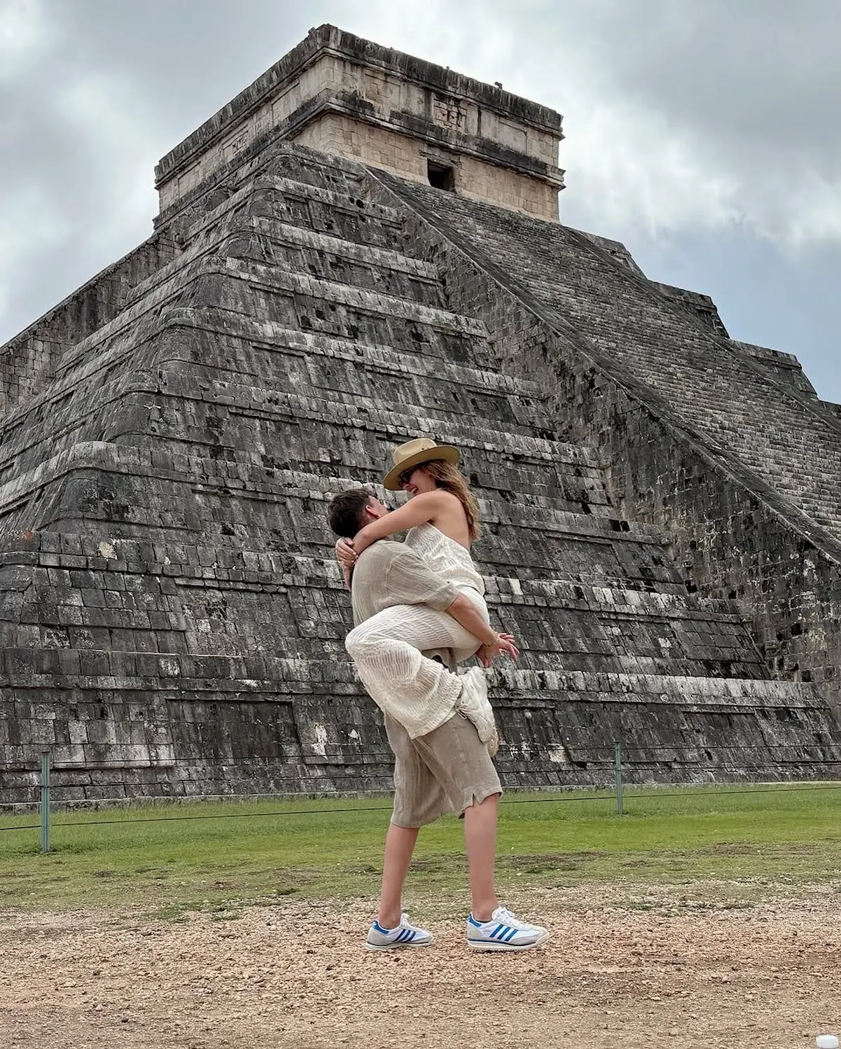 Jessica Bueno y Luitingo Viaje Riviera Maya