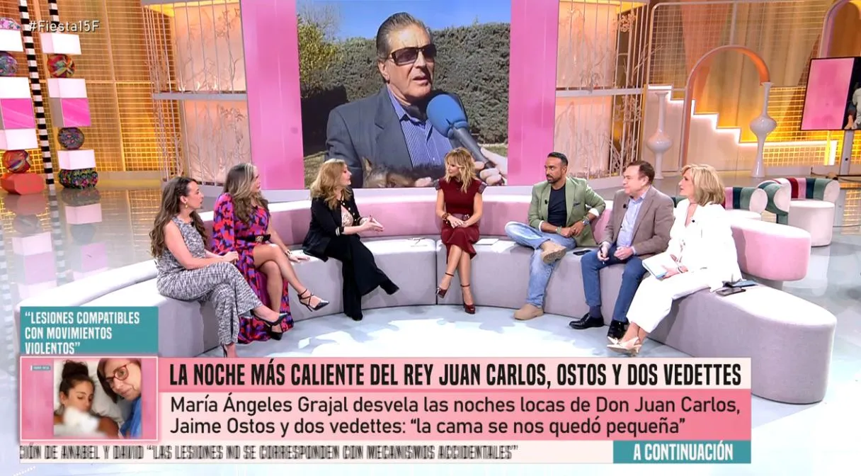 En 'Fiesta' hablan de la noche de amor de Juan Carlos I y Jaime Ostos.