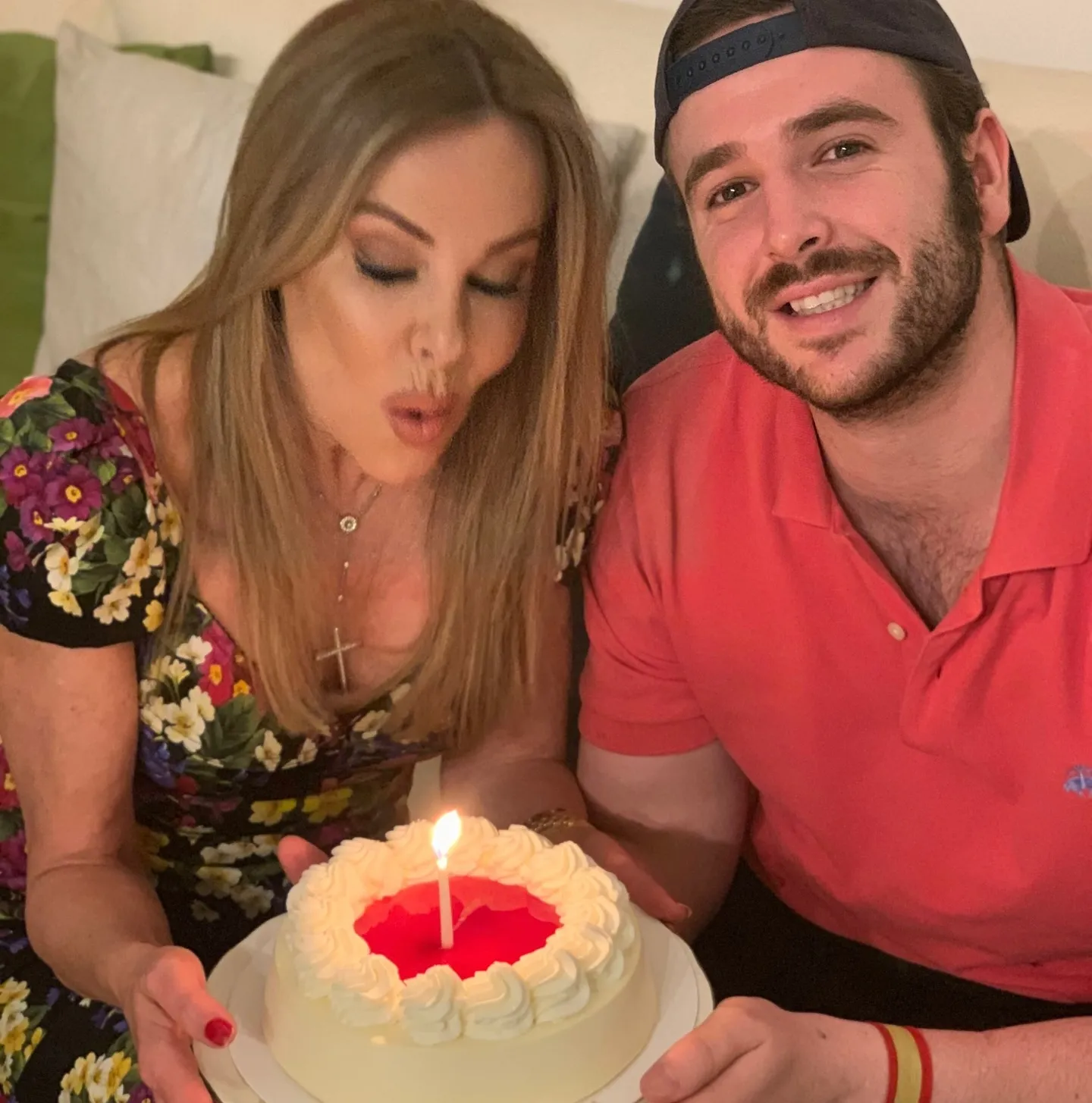 Ana Obregón en una imagen en un cumpleaños con su hijo Aless