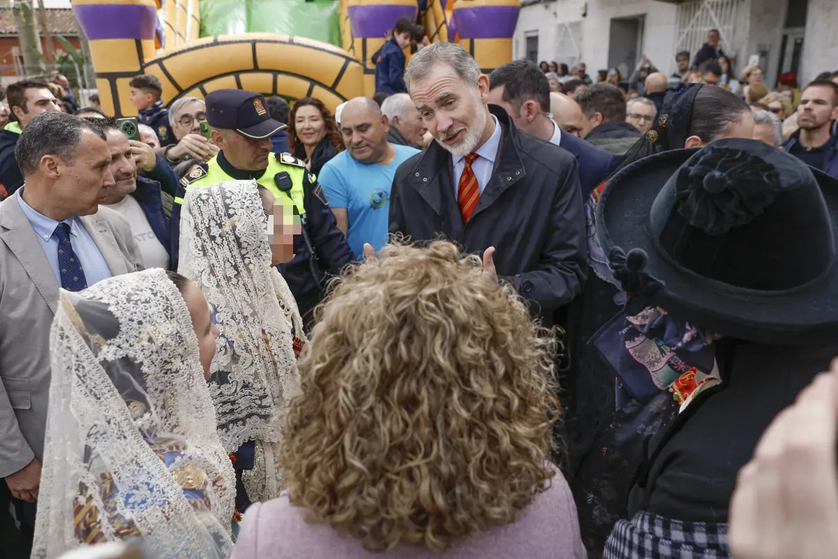 Felipe VI en su visita a Torrent (Valencia).