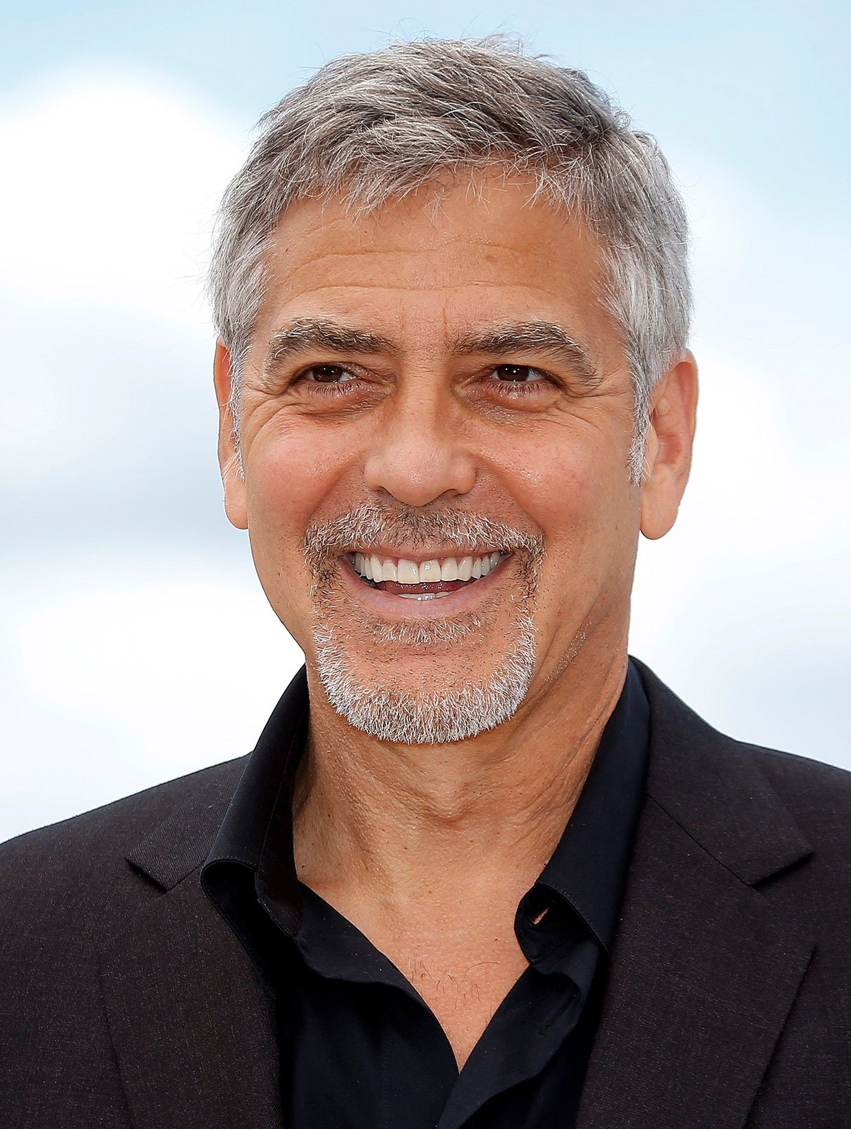 George Clooney Regaló 14 Millones De Dólares A Amigos